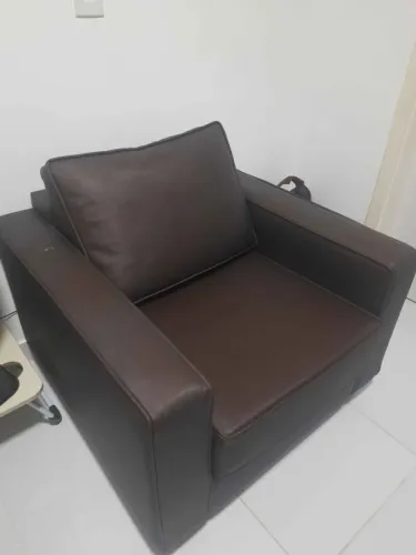 Poltrona Marrom Sintético