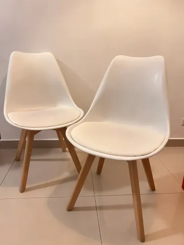 Kit 2 cadeiras charles eames leda design wood estofada