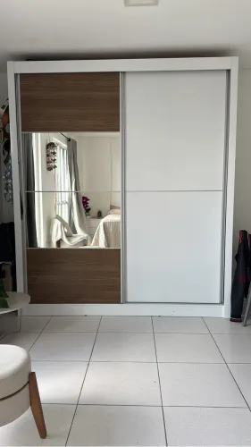 Guarda roupa