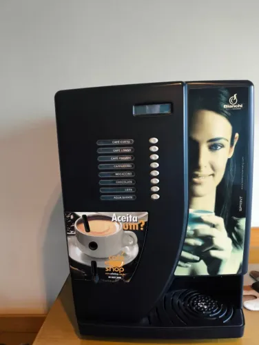Maquina Café Expresso Bianchi, Multibebidas modelo Sprint 220v  Preto (pouquíssimo uso)