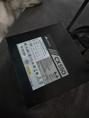 Fonte Corsair CX 550W