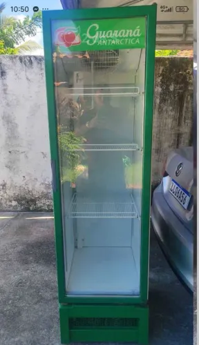 VENDO EXPOSITOR SUPER NOVO COM GARANTIA