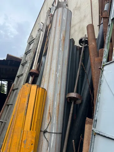 Porta de aço de 3m de largura