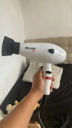 Secador profissional da MILLANO