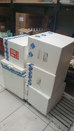 VENDO CAIXA DE ISOPOR
