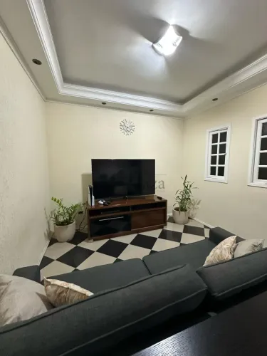 Oportunidade - Casa em Condomínio - Jardim Uirá - Bell Park - 3 Dormitórios - 145m².