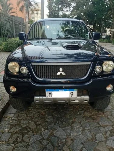 Mitsubishi L200 Sport HPE 2.5 4X4 CD DTI Dies. Mec. 2005