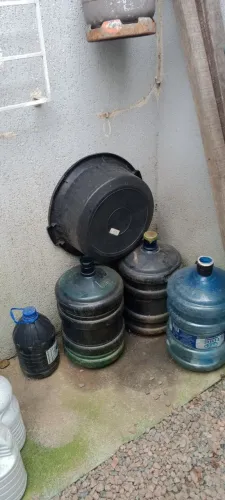 Óleo de motor gasolina queimado.
