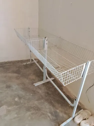 Banca cesto expositor