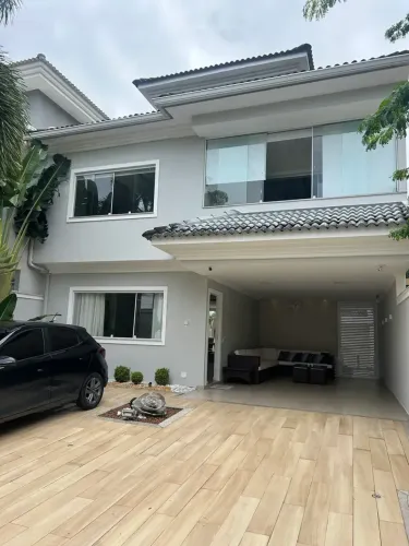 LINDA CASA A VENDA NO CONDOMÍNIO GOLDEN VILAGE