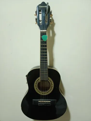 Cavaquinho 200
