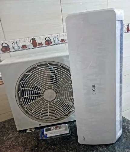 Ar Condicionado 9000 BTUs + Instalação