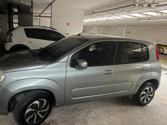 Fiat Uno Vivace/rua 1.0 EVO Fire Flex 8V 5P 2013