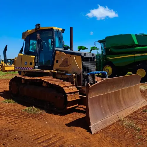 TRATOR DE ESTEIRA JOHN DEERE 750J