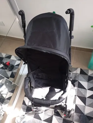 Vende-se Carrinho de bebê 