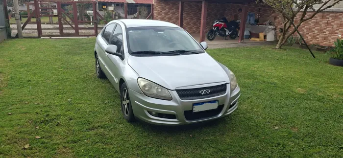 Chery Cielo 1.6 16V 119cv 5P 2011