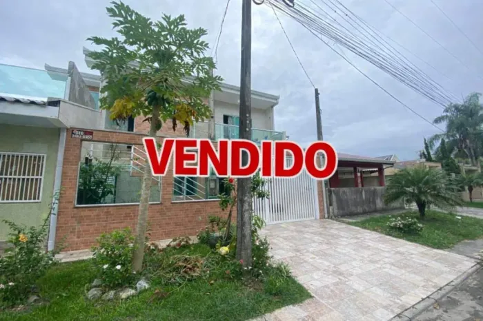 Sobrado para Venda em Matinhos, Balneário Riviera, 3 dormitórios, 2 suítes, 2 banheiros