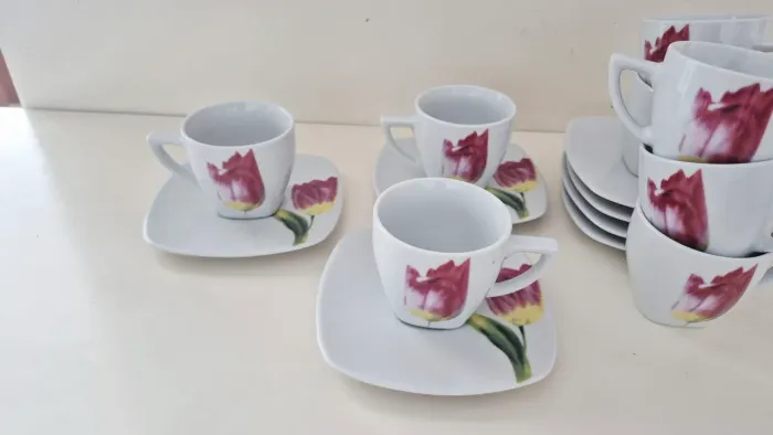 Conjunto de 8 xícaras para chá ou café Bianco e Nero 16 pcs