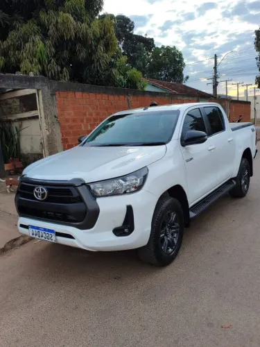 Toyota Hilux CD SR 4X4 2.8 TDI Diesel Aut. 2024