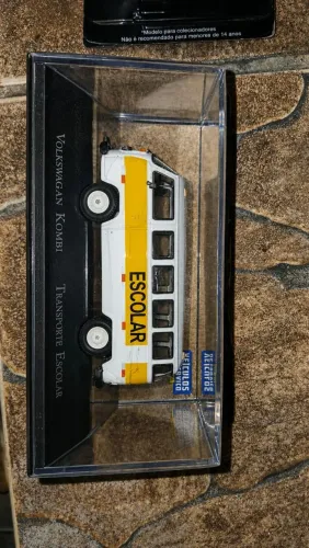Carrinho ( Kombi escola)