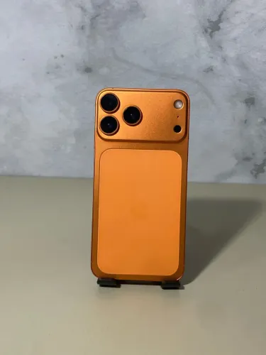 iPhone 17 Pro visual / iPhone 11 128GB