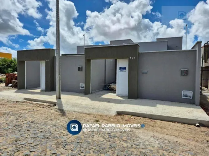 Casa com 3 dormitórios à venda, 88 m² por R$ 240.000,00 - Ancuri - Itaitinga/CE