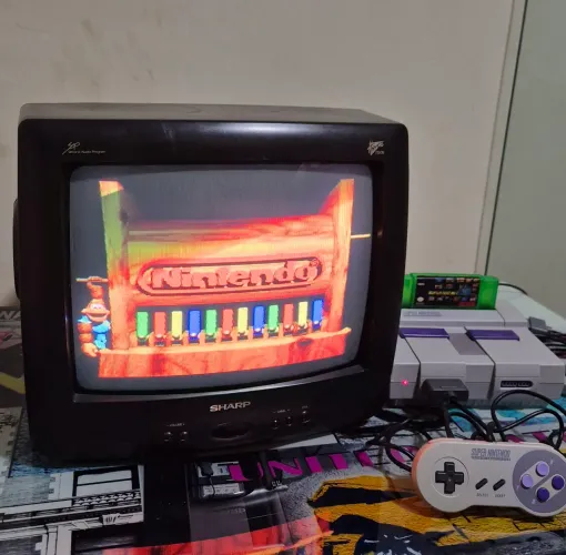 Super Nintendo + 2 Controles + Fita 100 Jogos + TV 14 Sharp