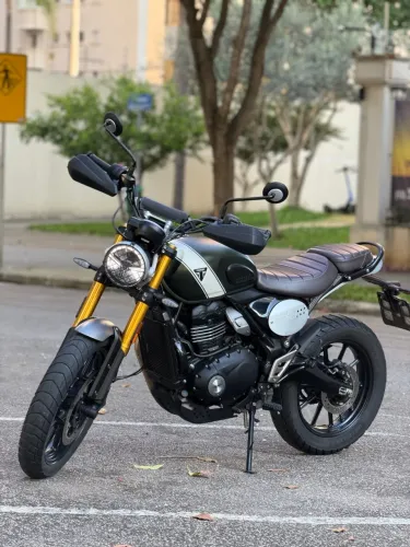 Triumph Scrambler 400x 2025 baixa KM