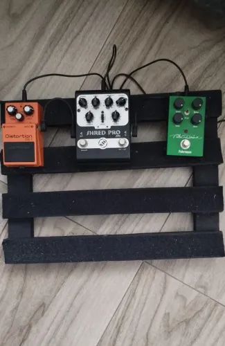 Pedalboard 3 pedais (NIG, Boss, Fuhrmann)