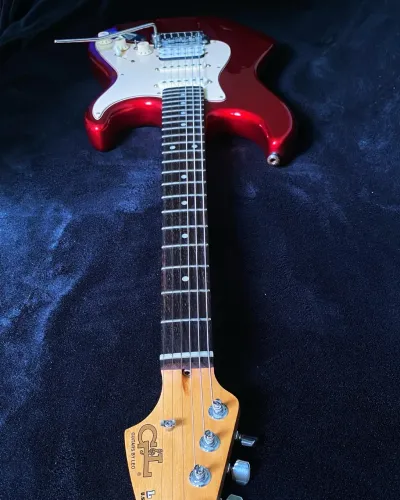 Guitarra G&L Legacy HB  USA candy apple