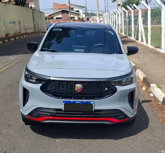 Fiat Fastback Abarth Turbo Flex 1.3 Aut. 2025
