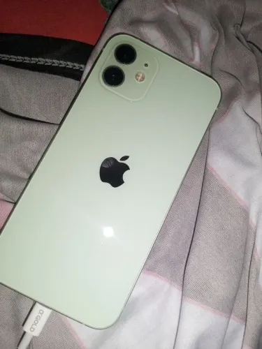 iPhone 12