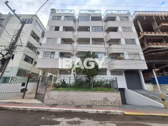 Excelente Apartamento 3 dormitório(s) em Coqueiros - Florianópolis