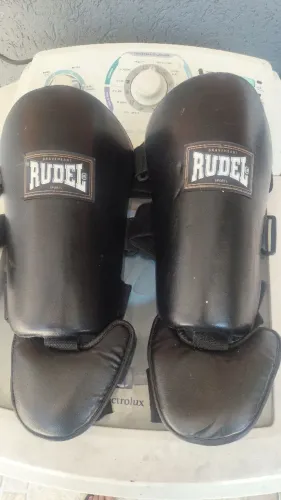 Caneleira Muay Thai