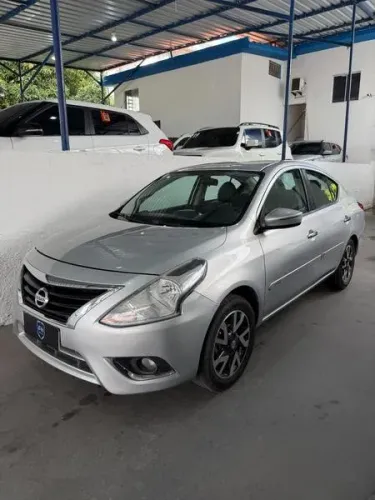 Nissan Versa SL 1.6 16V Flex Fuel 4P Mec. 2016