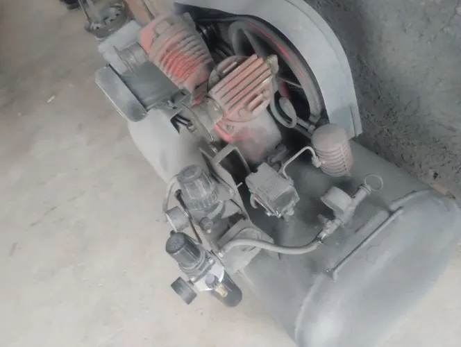 Compressor