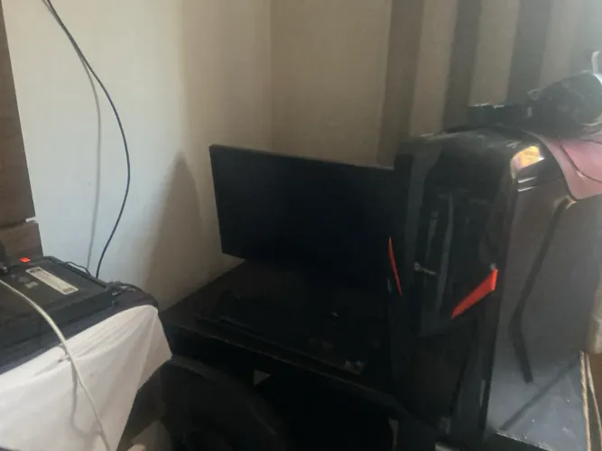 Troco pc por motinha elétrica