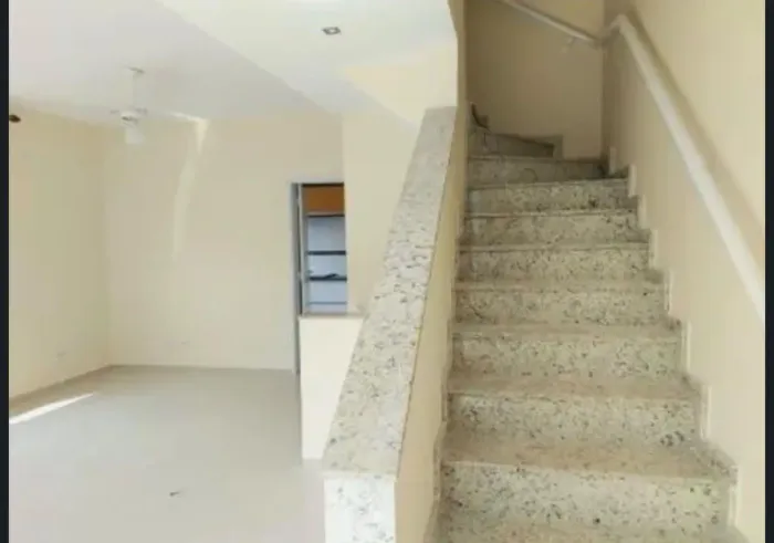 Sobrado com 2 dormitórios para alugar por R$ 4.500/mês - Vila Belmiro - Santos/SP