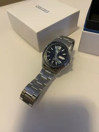 Seiko 5 automático, original, pouco usado e em ótimo estado de conservação