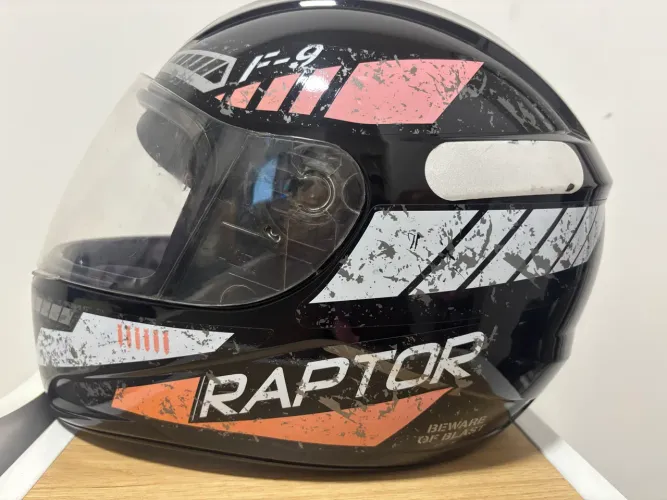 Capacete