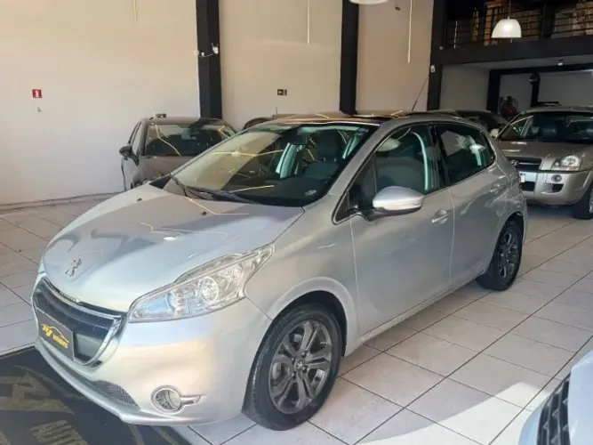 Peugeot 208 Griffe 1.6 Flex 16V 5P Mec. 2014