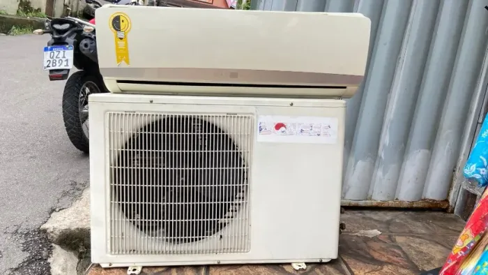 Arcondicionado Split 12.000 Btus INSTALADO.