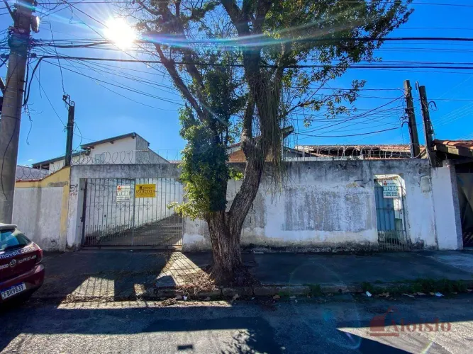 Casa com 2 dormitórios à venda por R$ 315.000,00 - Jardim Gurilândia - Taubaté/SP