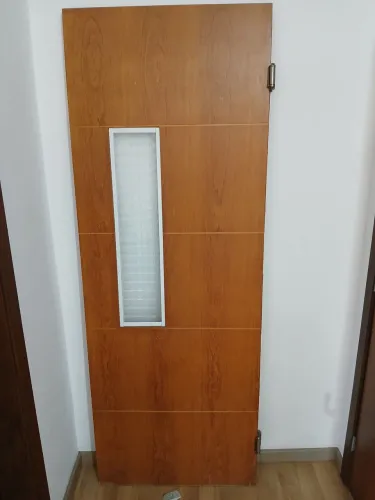 Porta de cozinha vi e vem com vidro