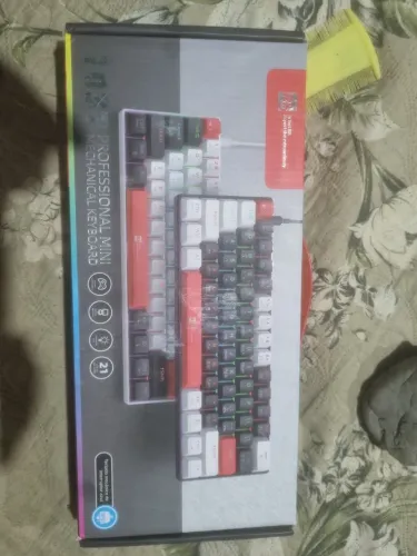 Teclado mecânico 60% switch azul 