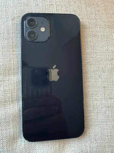 iPhone 12 preto usado