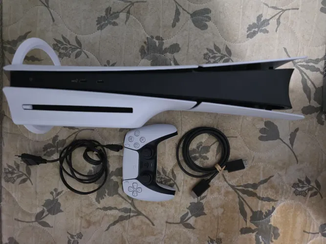 PlayStation 5 slim mídia física