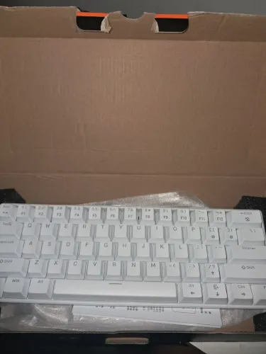 TECLADO MECÂNICO apayado k61 60% branco rgb Red Switch USB removível cabo personalizado