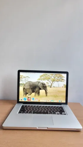 Macbook Pro Core i7 2675QM 2.2 Ghz (Octacore) HD 500GB 8GB Bateria 4Hrs!