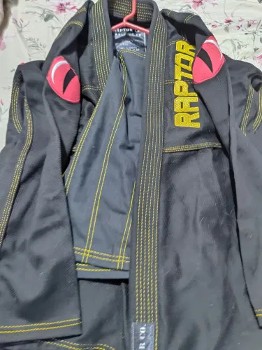 2 Kimonos Jiu-jitsu (Nunc ausados)